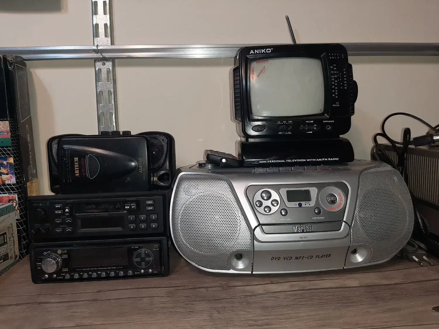 تعدادی لوازم صوتی تصویری نوستالژیک|صوتی و تصویری|تهران, شهرک دریا|دیوار