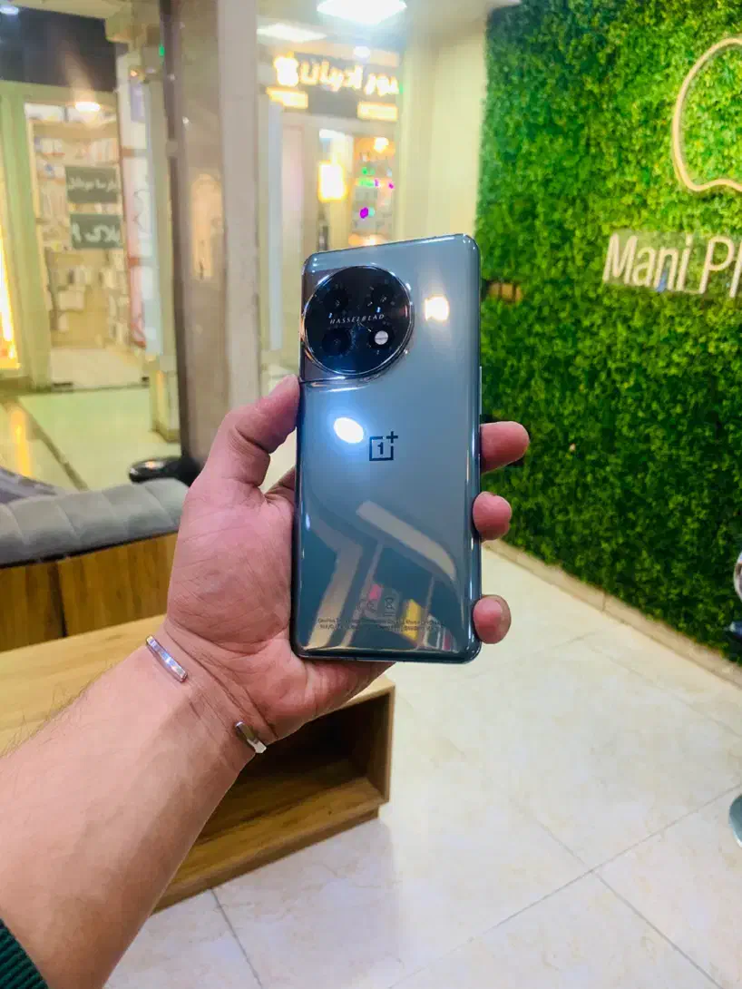 onepluse 11/5G/با آداپتور ۱۰۰ وات/256|موبایل|تهران, گیشا|دیوار