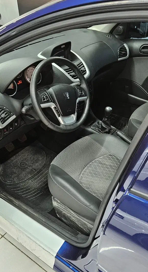 ۲۰۷ پاناروما ۴۰۳|خودرو سواری و وانت|کرج, کوی امامیه|دیوار