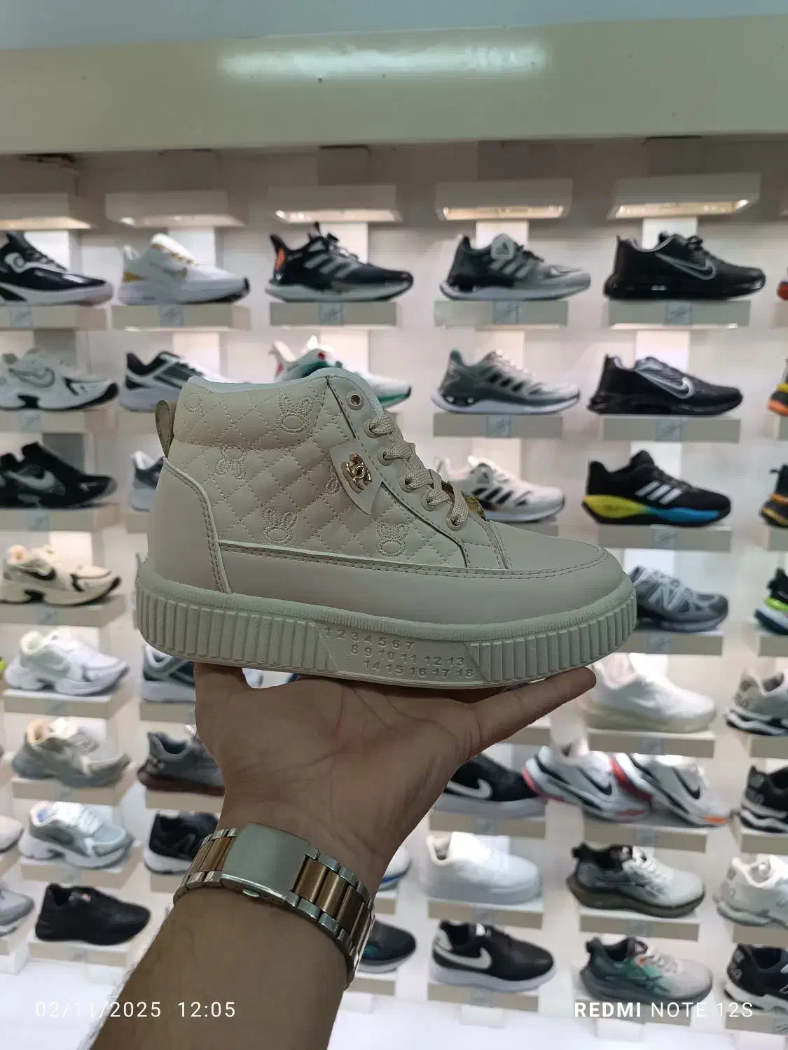 کفش اسپرت نیم بوت زنانه ساق اسپرت شیک و باکیفیت|کیف، کفش، کمربند|مشهد, حجت|دیوار