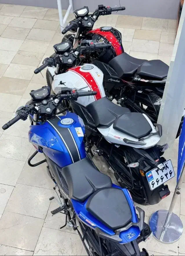 آپاچی ۲۰۰ نیوفیس در حد صفر فول آپشن و ریس آدیشن|موتورسیکلت|گلپایگان, |دیوار