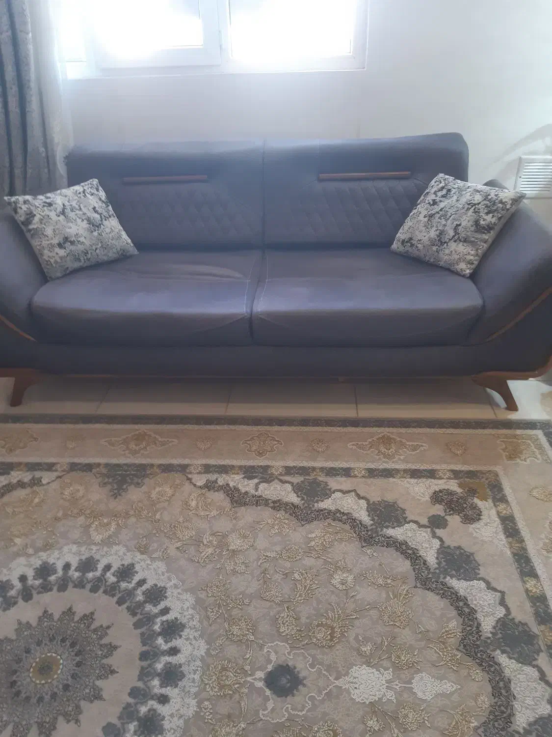 مبلمان ۸نفره+میز وسط و ۳عدد گل میز|مبلمان خانگی و میز عسلی|اهواز, سپیدار|دیوار