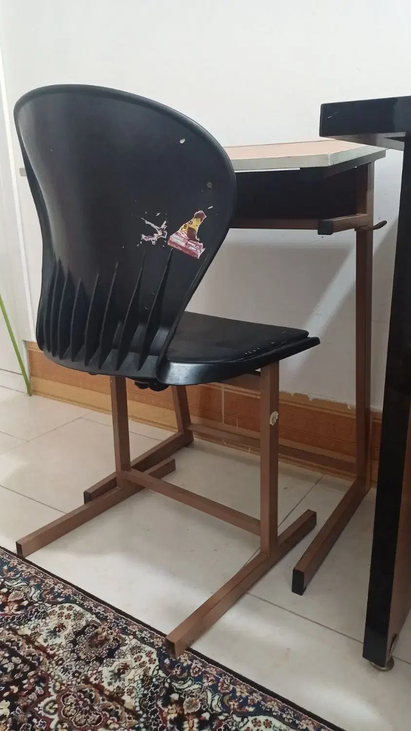 میز و صندلی تحریر|میز تحریر و کامپیوتر|جم, |دیوار