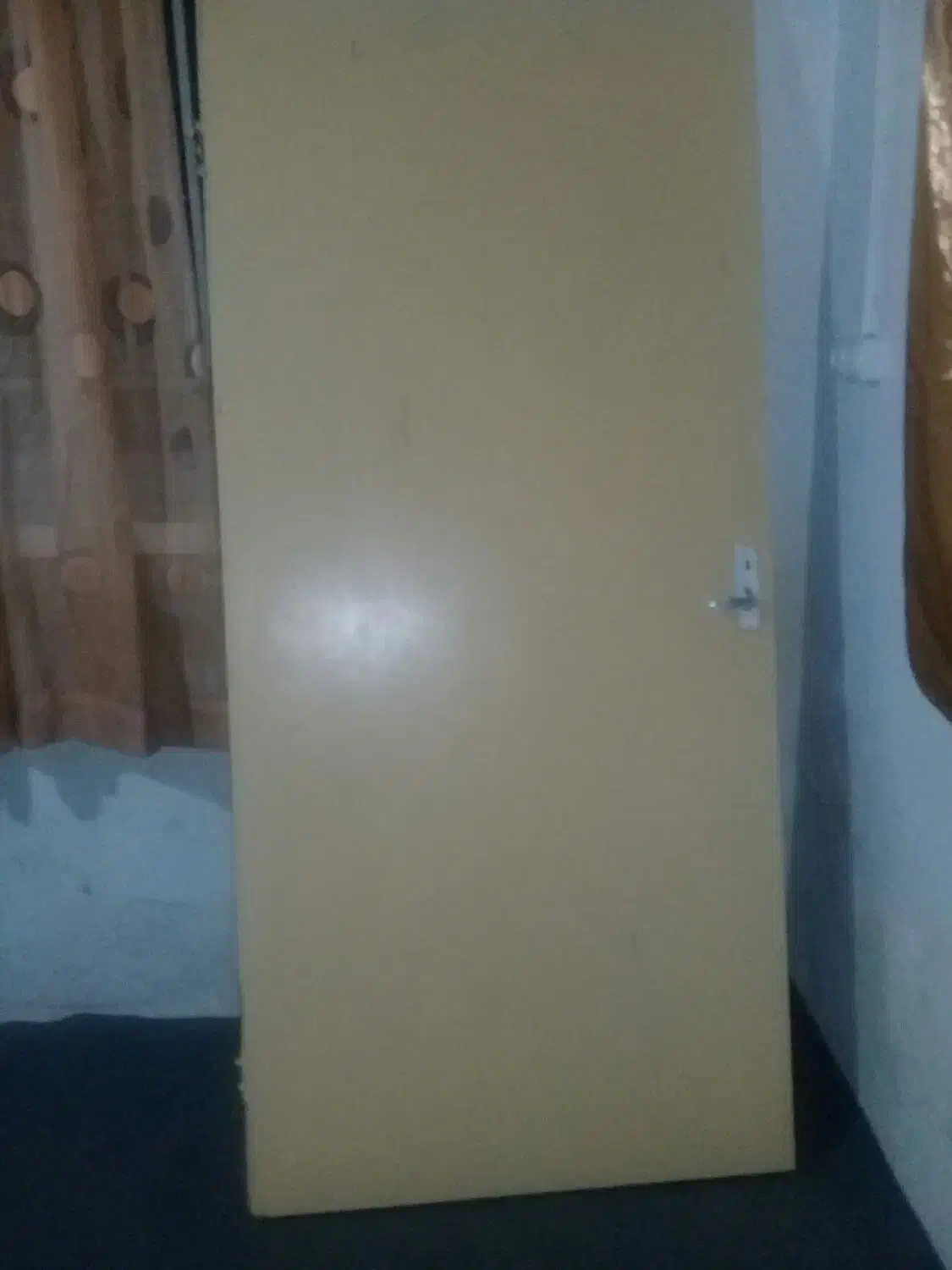 دراتاق|صندلی و نیمکت|طاهرگوراب, |دیوار