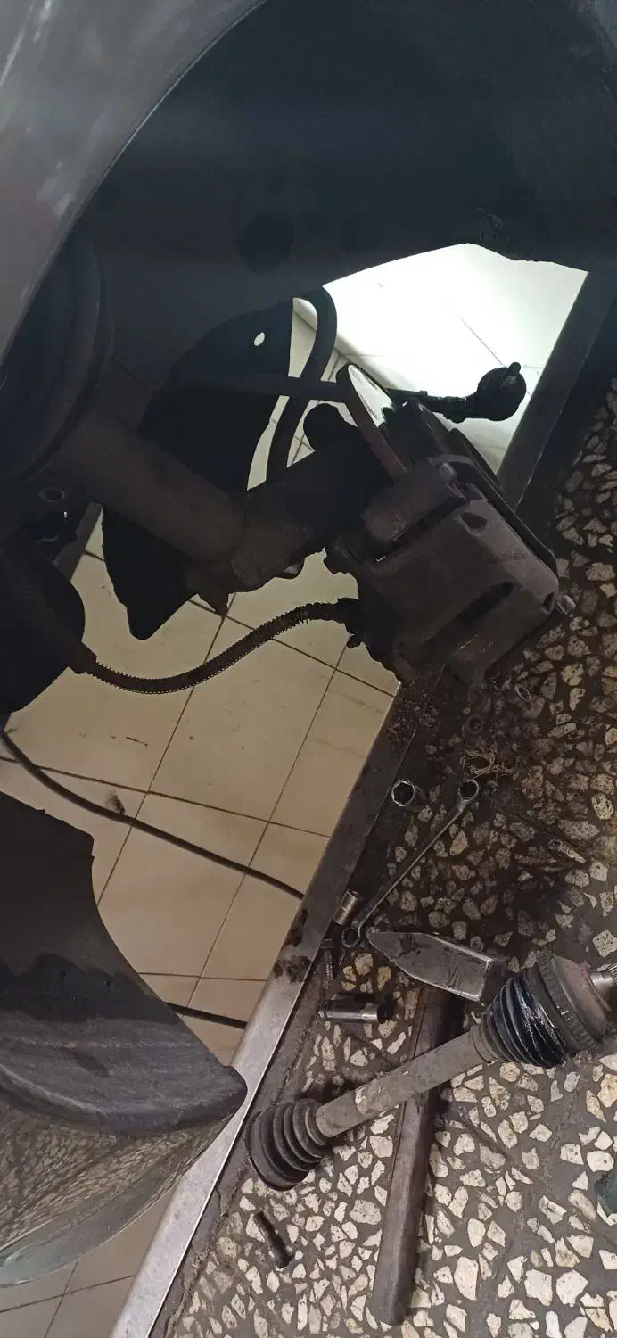 تعمیر گاه موتور و گیربکس و انواع کاربراتور|خدمات موتور و ماشین|تبریز, |دیوار