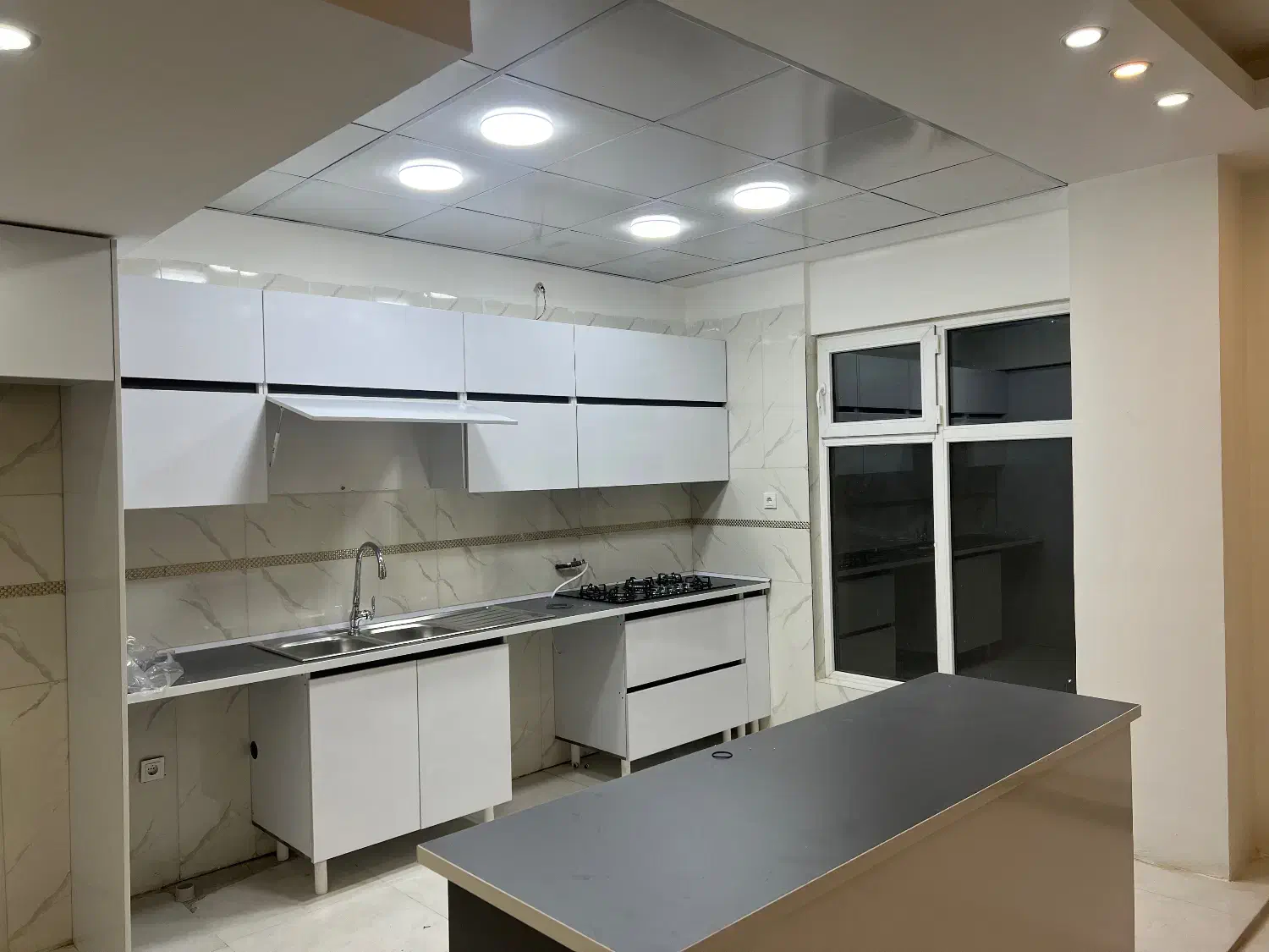 واحد فول امکانات ( گلزار غربی)|اجارهٔ آپارتمان|کرج, گلشهر|دیوار