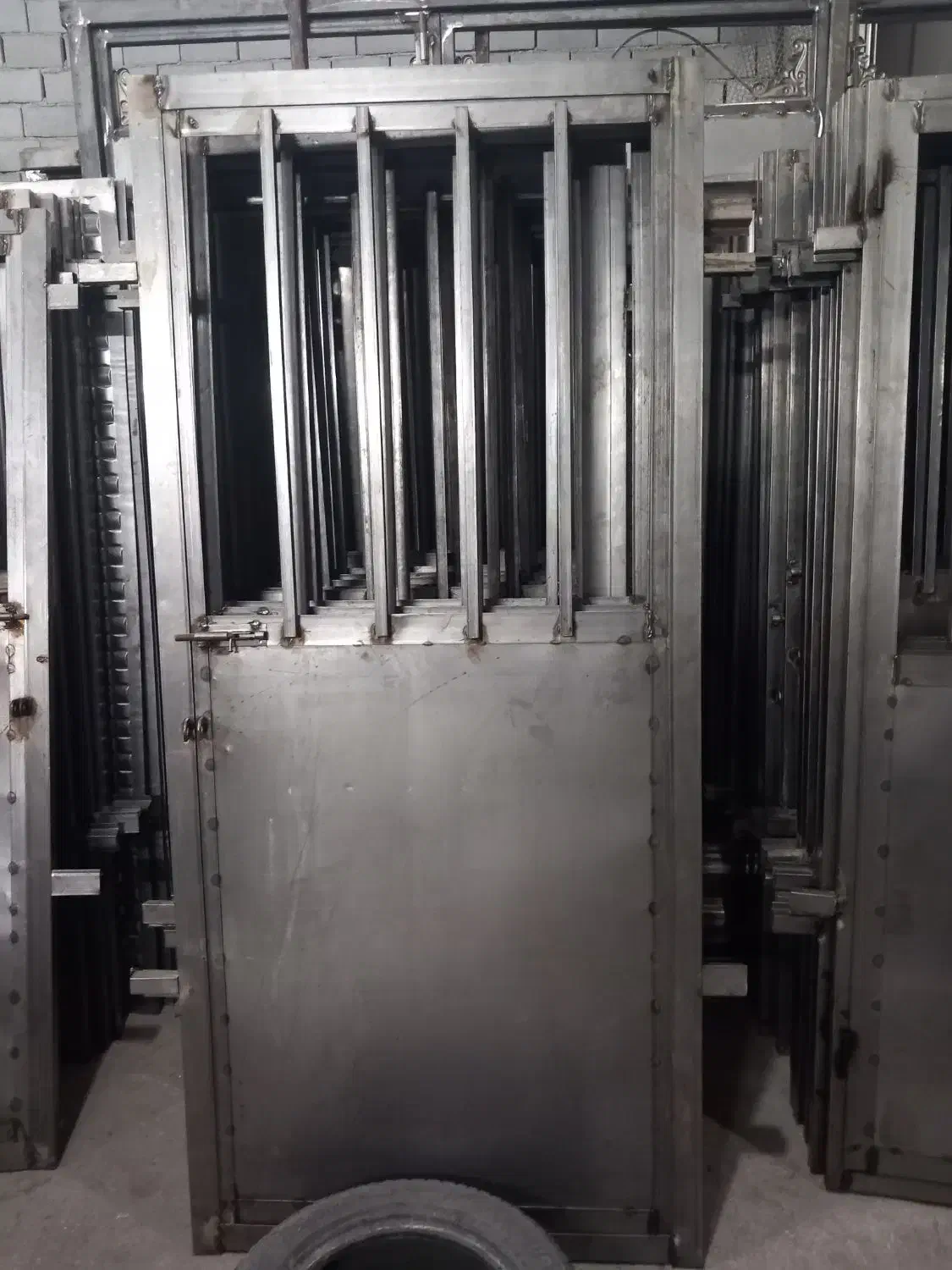 درب سرویسی و انباری وپنجره|مصالح و تجهیزات ساختمان|بجنورد, |دیوار