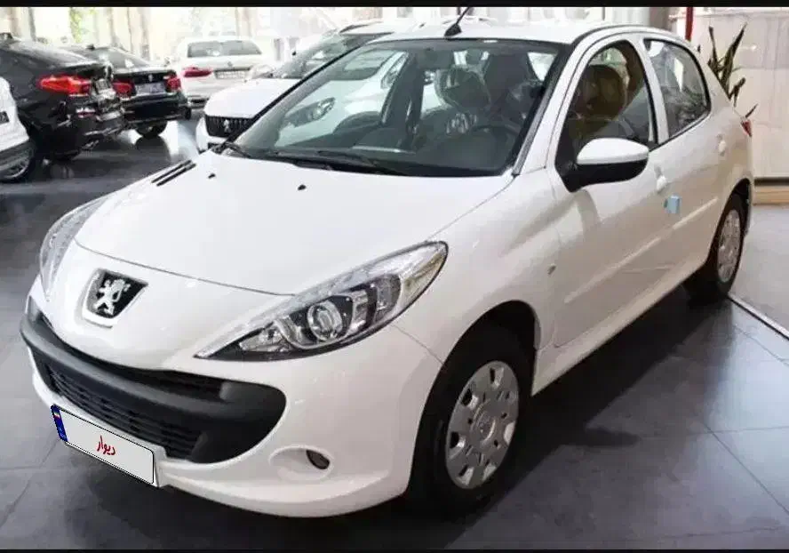 ۲۰۷i tu5 سفید مدل ۴۰۴ خشک|خودرو سواری و وانت|خمینی‌شهر, |دیوار