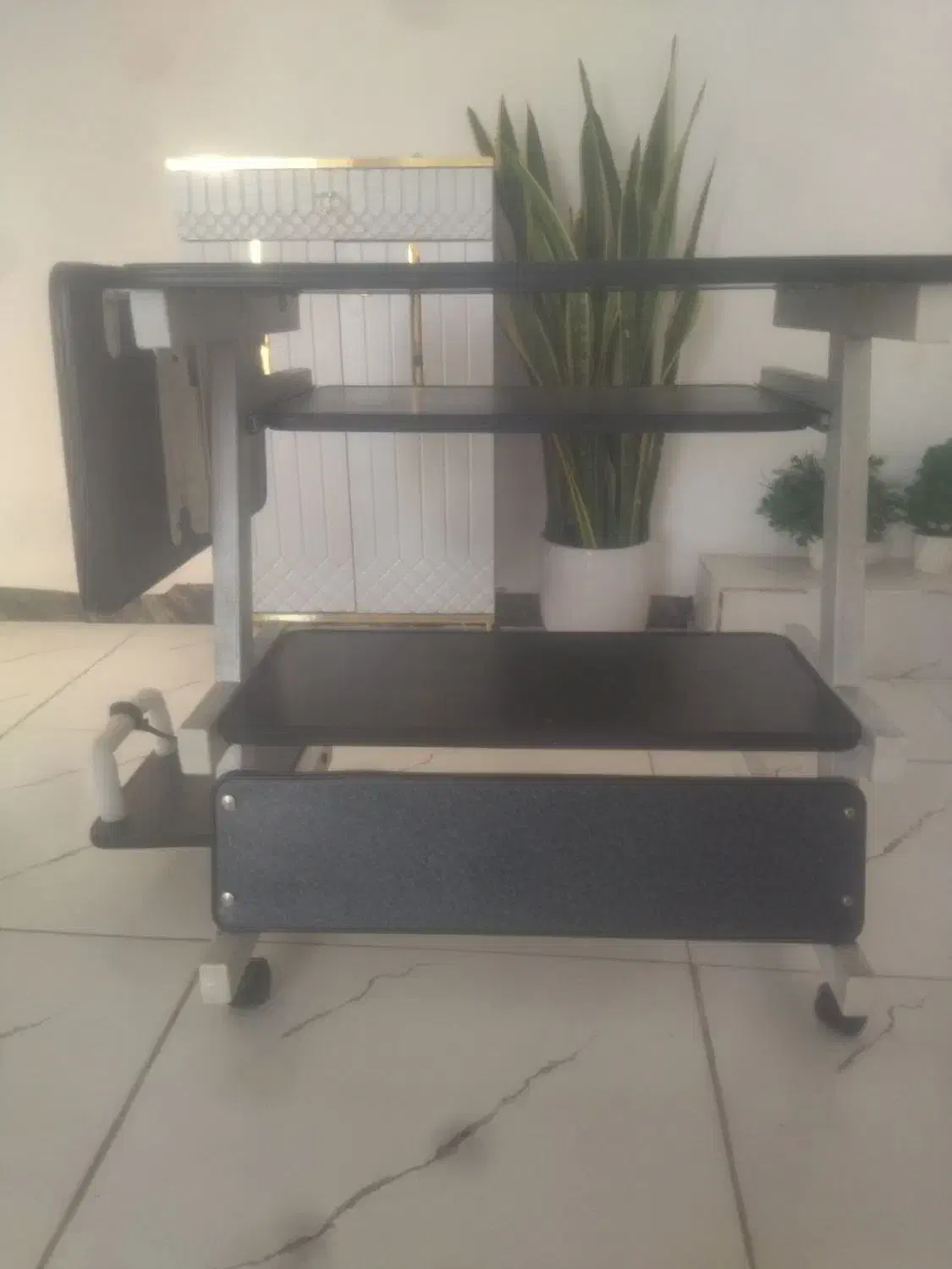 میز کامپیوتر نو|میز تحریر و کامپیوتر|شیراز, سعدیه شمالی|دیوار