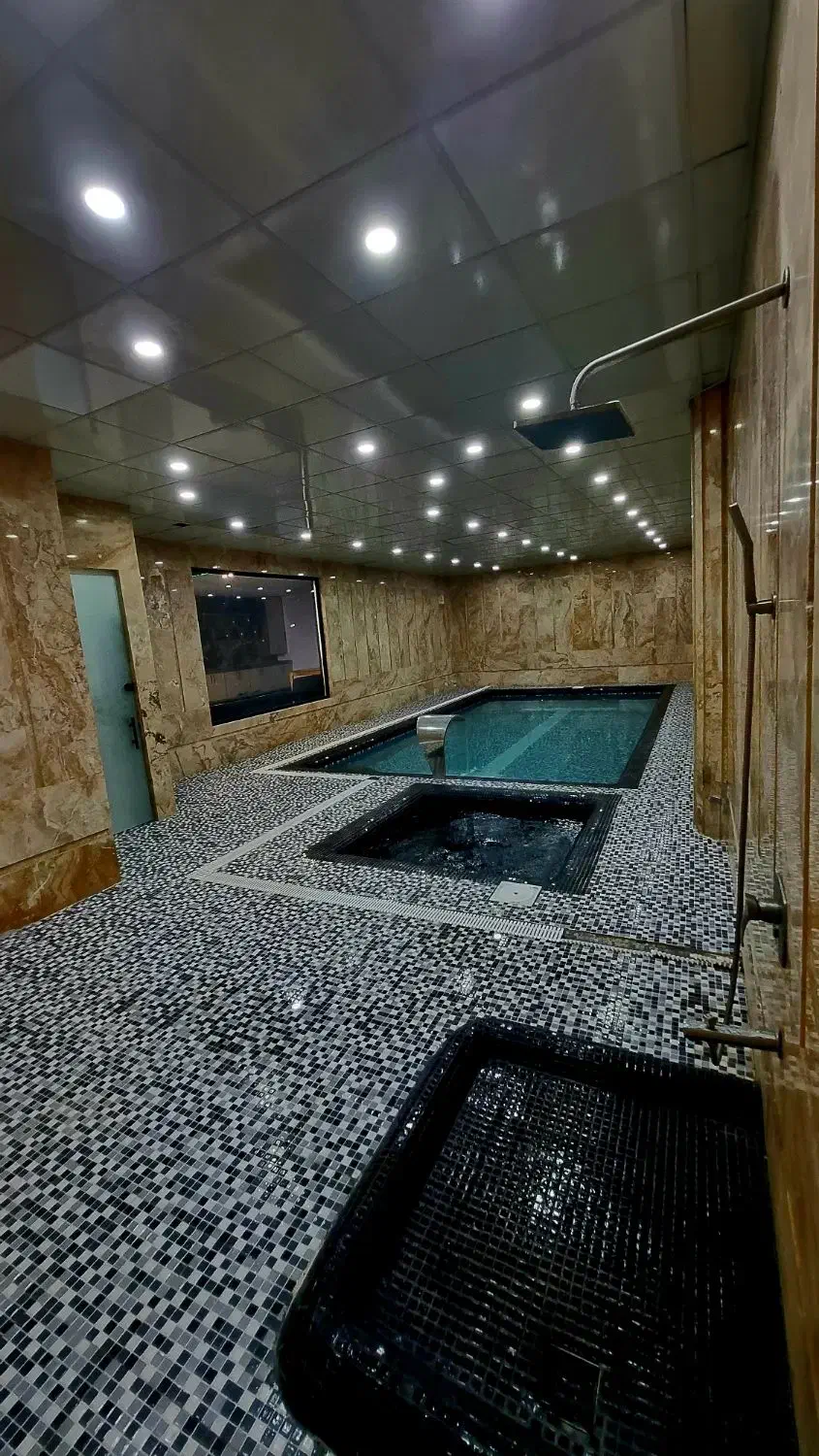 باغ ویلا دوبلکس لاکچری صفر استخر آب گرم|اجارهٔ کوتاهمدت ویلا و باغ|مشهد, توس فردوسی|دیوار