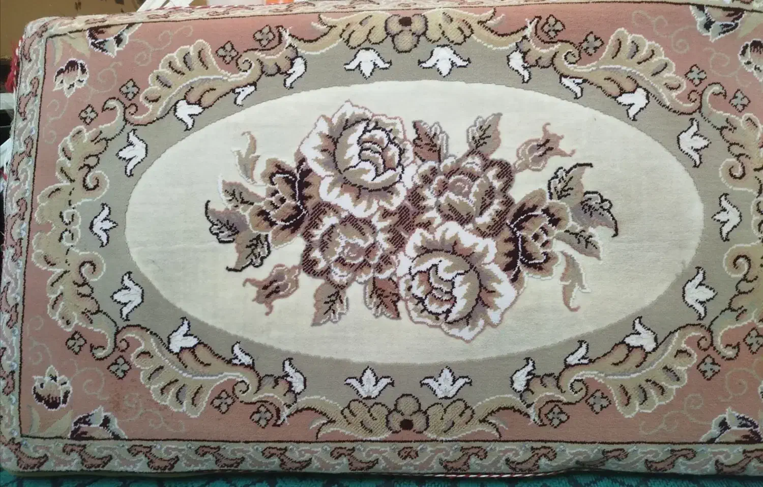 پشتی|پشتی|ساوه, |دیوار