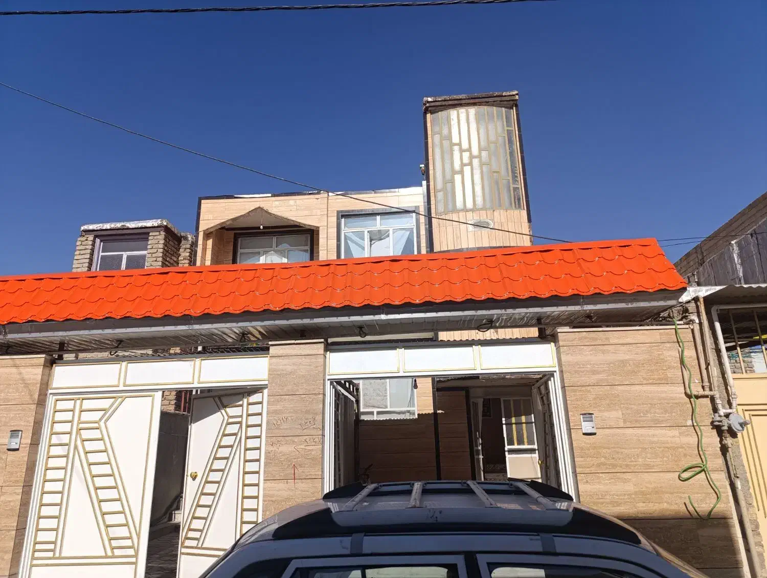 اجراو نصب شیروانی ولیعصر|خدمات پیشه و مهارت|بروجرد, |دیوار