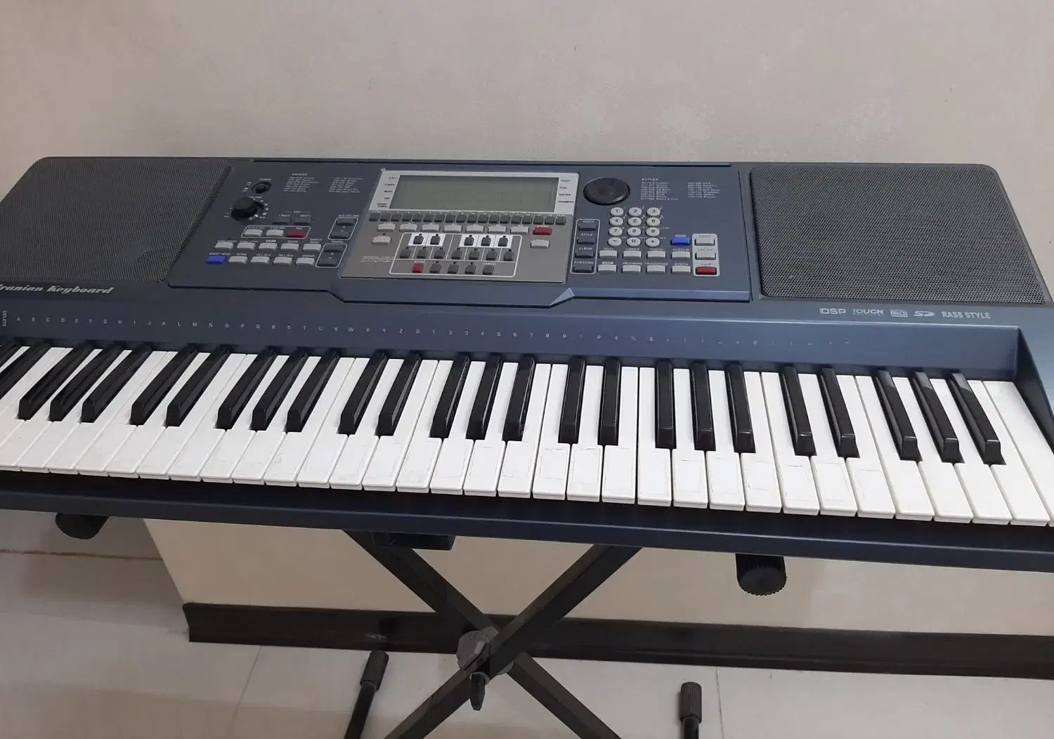 ارگ Moku 5000 + پایه|پیانو، کیبورد، آکاردئون|قوچان, |دیوار