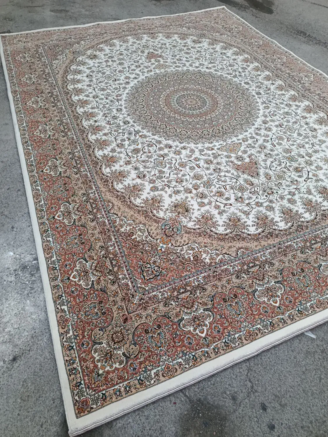 ۸ جفت ۱۲ متری در طرح و نقش های مختلف|فرش|مشهد, عامل|دیوار