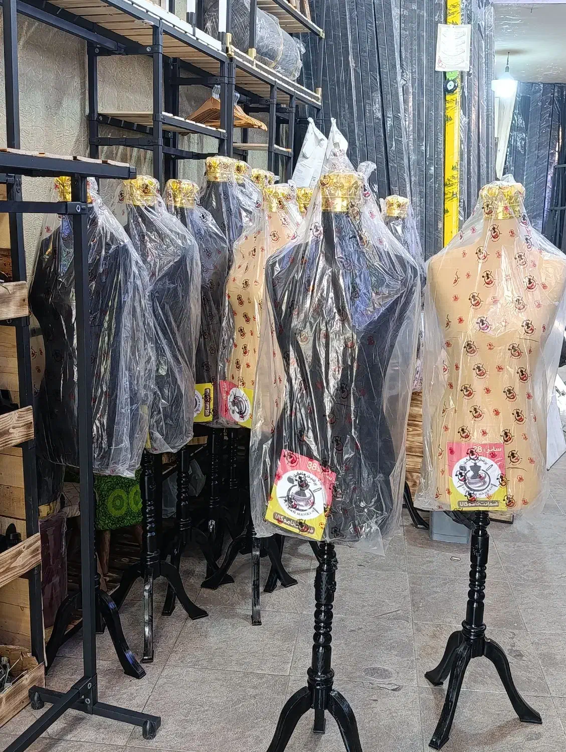 مانکن سوزن‌خور و پاف تولیدی میلاد|فروشگاه و مغازه|اصفهان, سنبلستان|دیوار