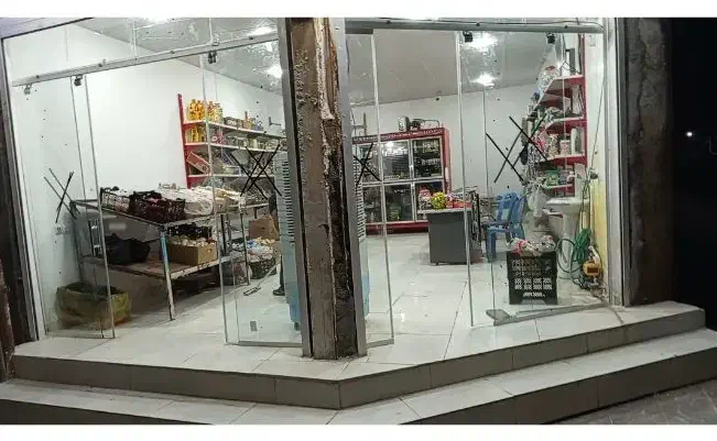 فروش شیشه سکوریت وجک بازویی|خدمات پیشه و مهارت|بم, |دیوار