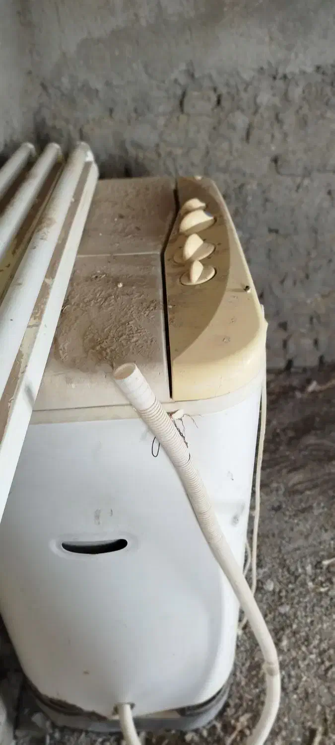 تعدادی وسایل|لامپ و چراغ|زابل, |دیوار