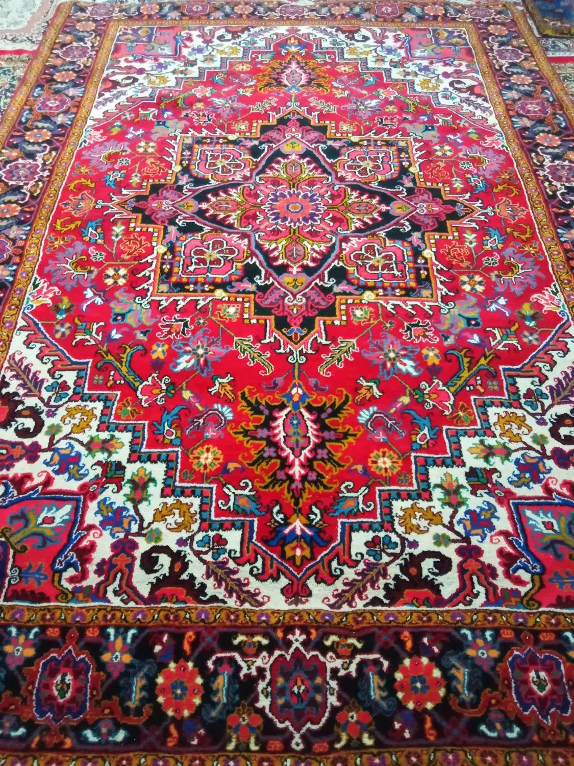 فرش دستبافت هریس|فرش|هریس, |دیوار