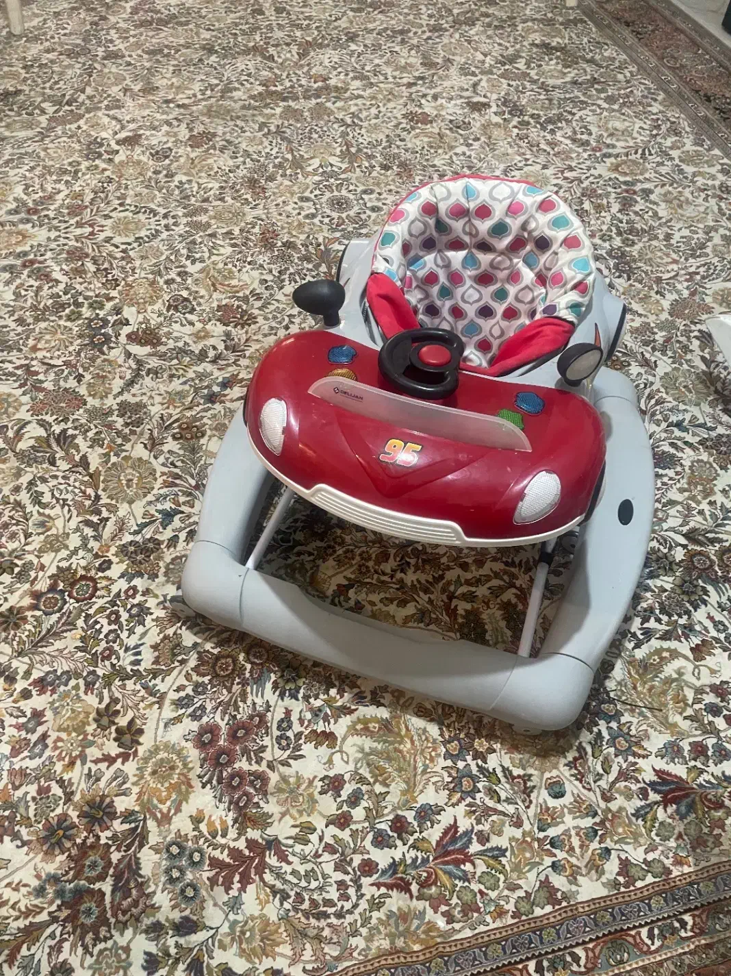 روروک کودک|کالسکه و لوازم جانبی|کرج, عظیمیه|دیوار