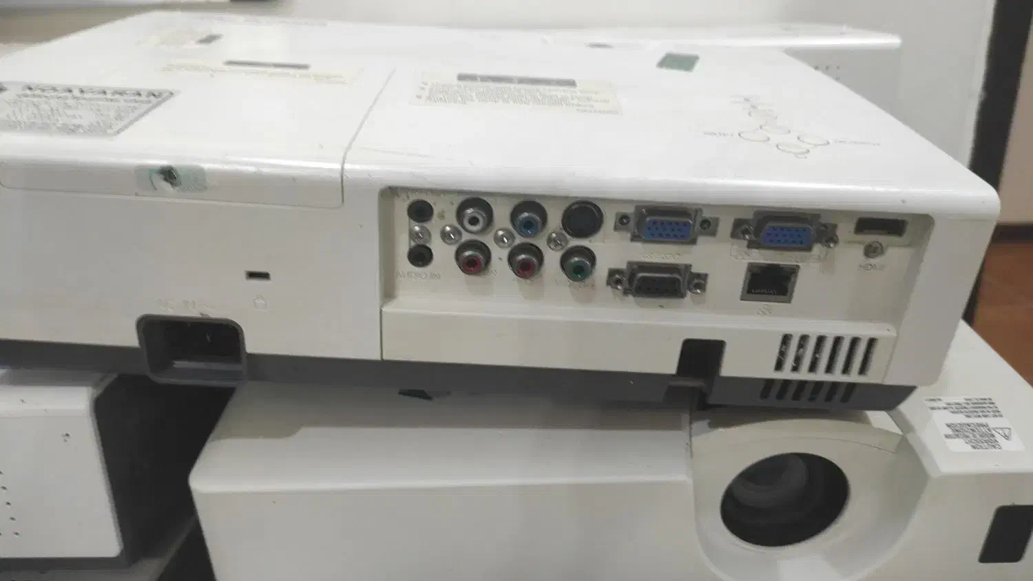 پروژکتور استوک|تلویزیون و پروژکتور|اهواز, نادری|دیوار