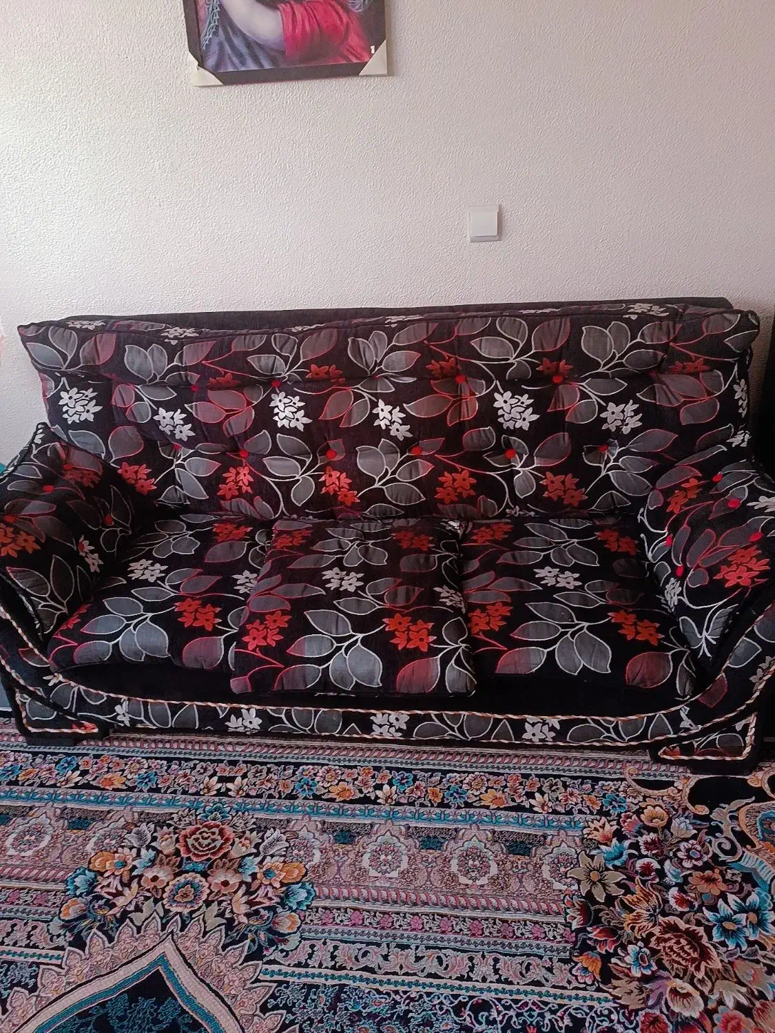 مبل|مبلمان خانگی و میز عسلی|شاهین‌شهر, شهرک گلدیس|دیوار