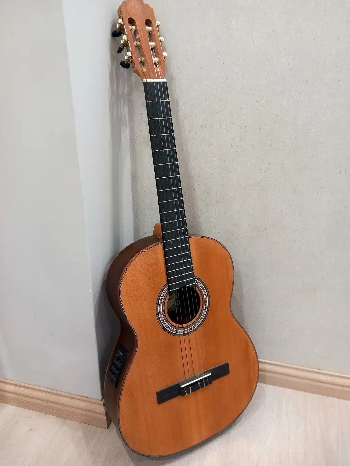 گیتار پالادو CG90 پیکاپ دار|گیتار، بیس، امپلیفایر|اردبیل, |دیوار