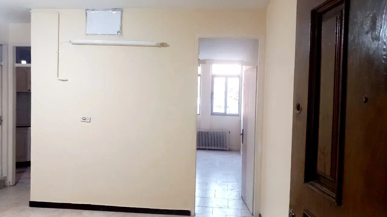 ۵۵ متر طبقه1/پارکینگ انباری/زوج ومجرد/شاهین شمالی