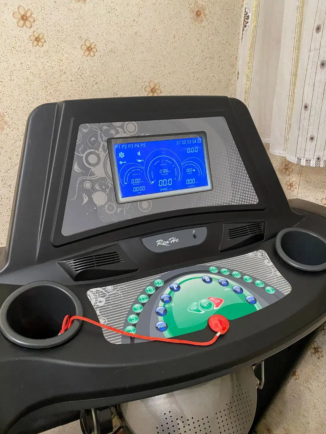 تردمیل|تجهیزات ورزشی|خوی, |دیوار