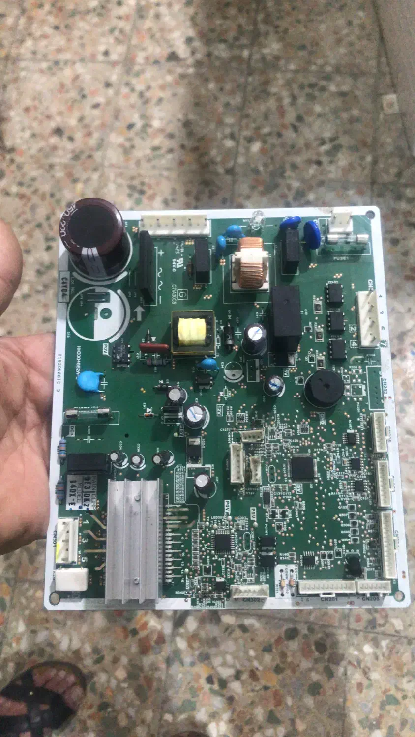 تعمیر انواع برد یخچال فریزر وکولر و لباسشویی|خدمات پیشه و مهارت|بندر امام خمینی, |دیوار