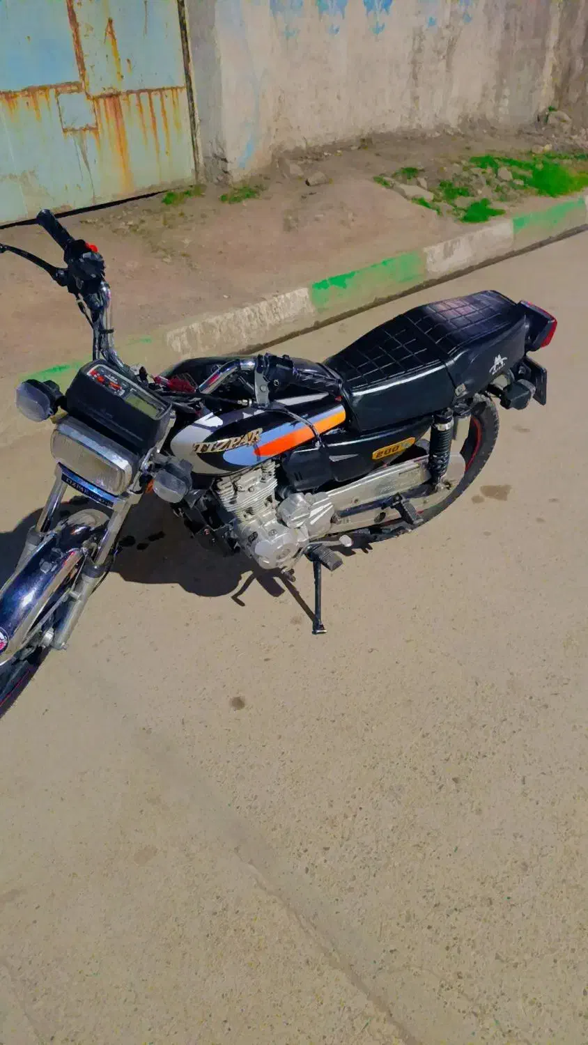 تیزپر 200 مدل 1401|موتورسیکلت|مشهد, نوید|دیوار