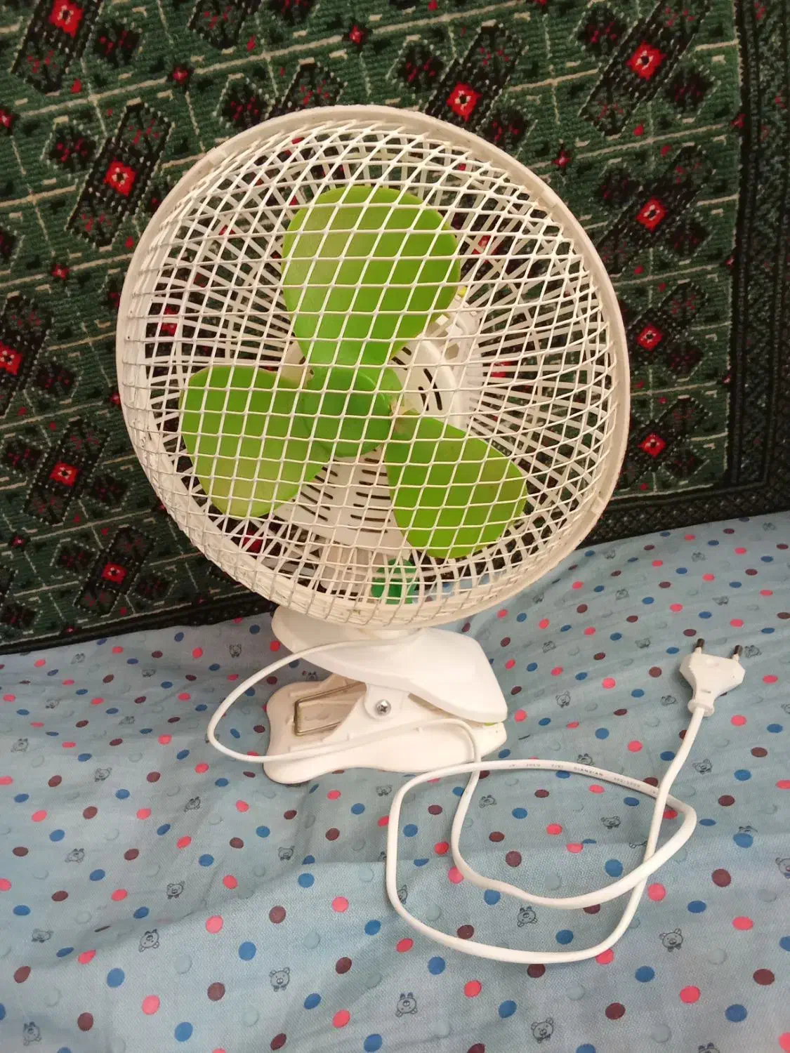 پنکه کوچک|پنکه و تصفیه‌کنندهٔ هوا|شیروان (خراسان), |دیوار