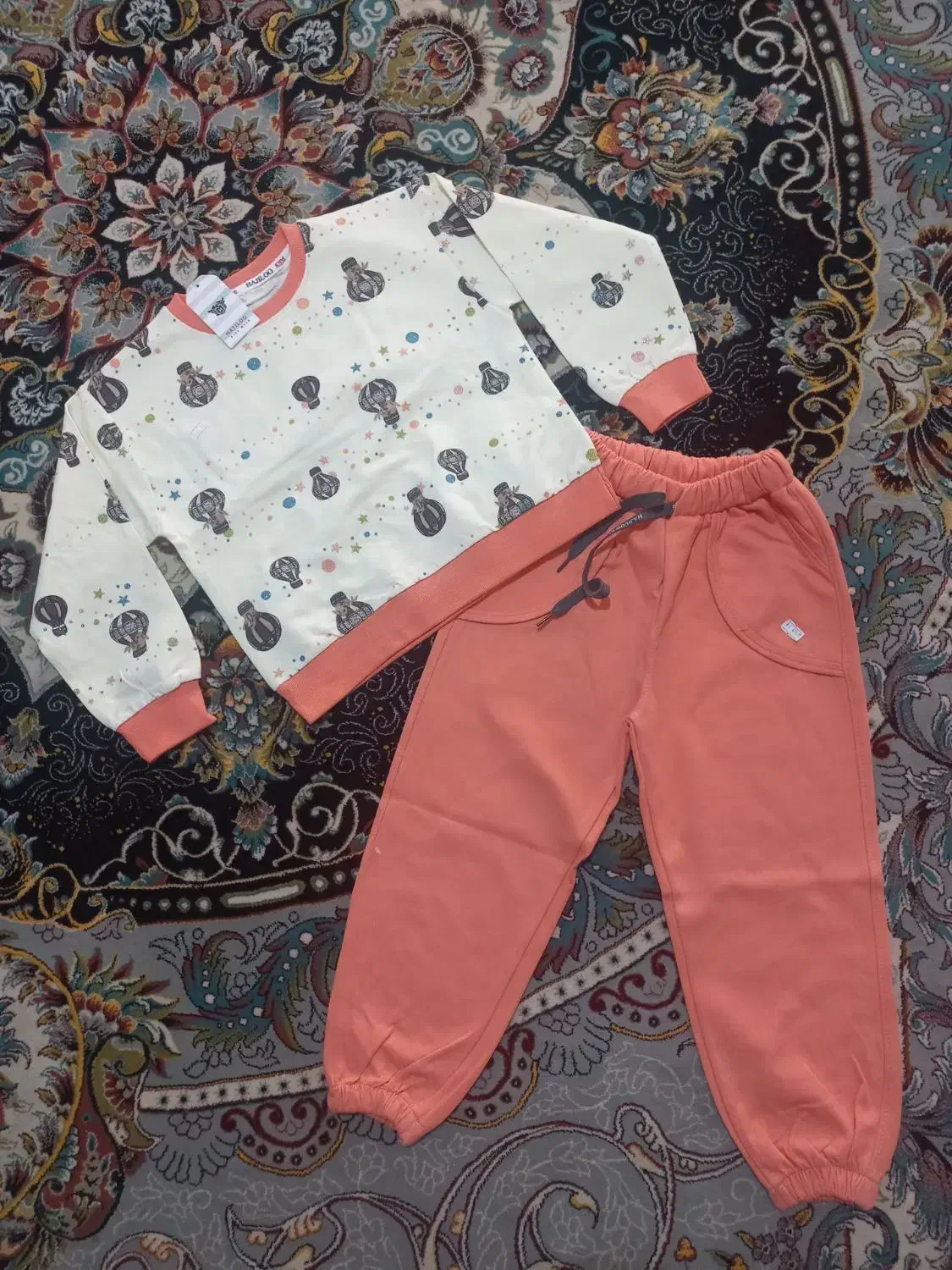 لباس|لباس|گلپایگان, |دیوار