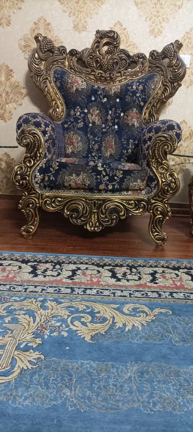 مبل استیل سلطنتی|مبلمان خانگی و میز عسلی|گلبهار, شهر جدید گلبهار|دیوار