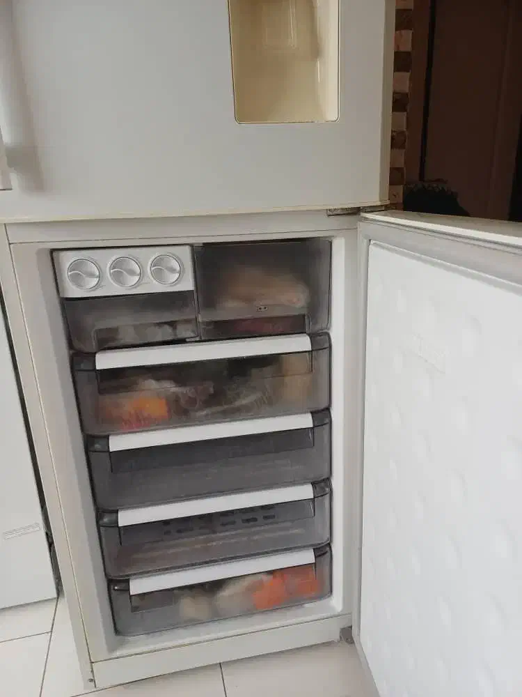 یخچال فریزر تمیز و سالم|یخچال و فریزر|هشتگرد, شهرک بوستان|دیوار