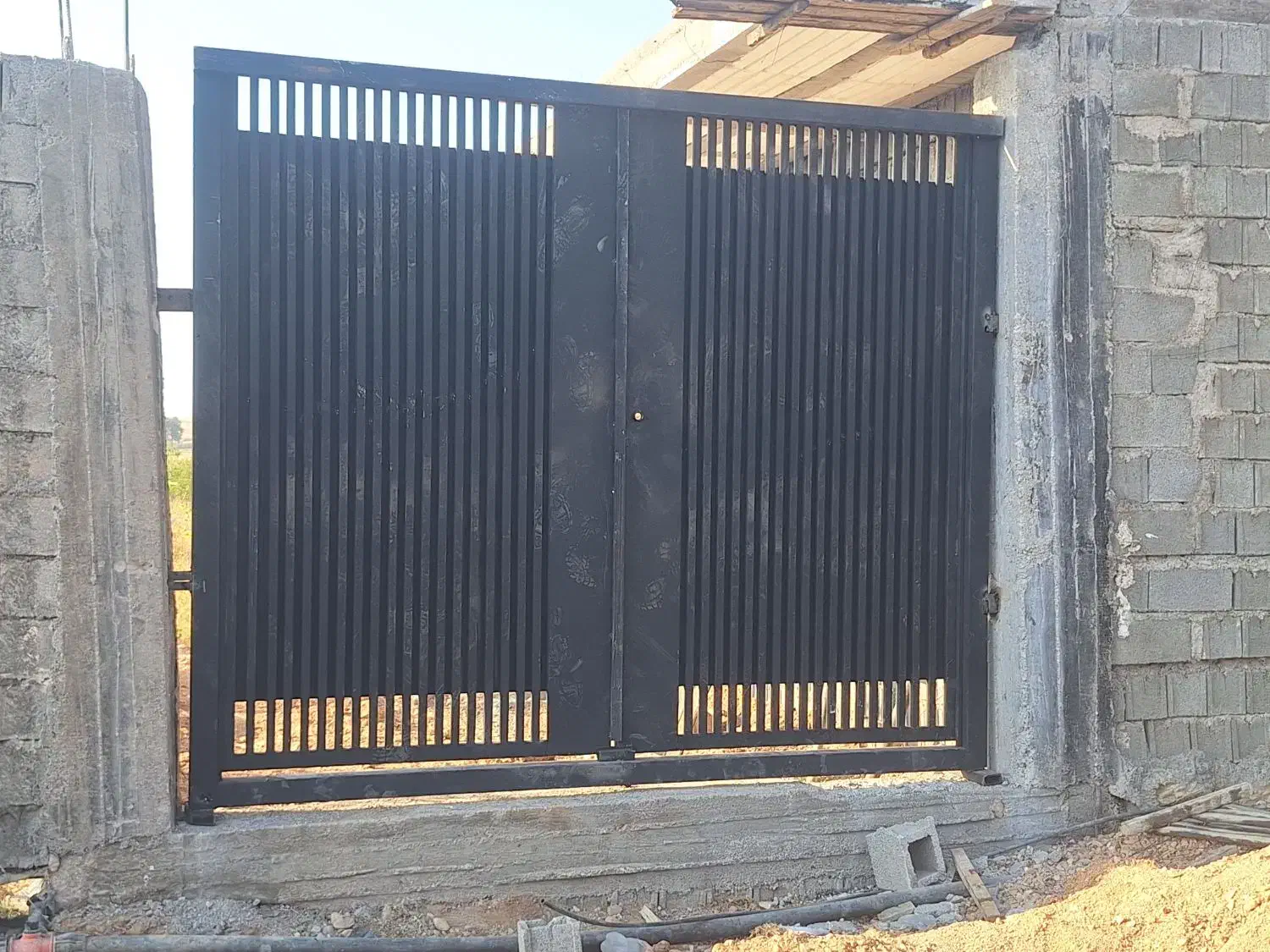 سلام دورد انواع درب پنجره باغی تحرهای مختلف|مصالح و تجهیزات ساختمان|شیراز, شهرک مهدیآباد|دیوار