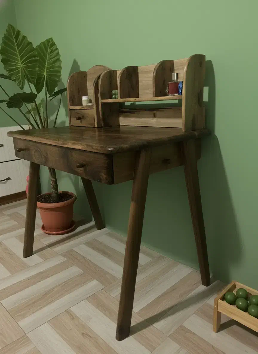 میز تحریر چوب گردو دستساز خاص و بادوام|میز تحریر و کامپیوتر|تهران, آجودانیه|دیوار