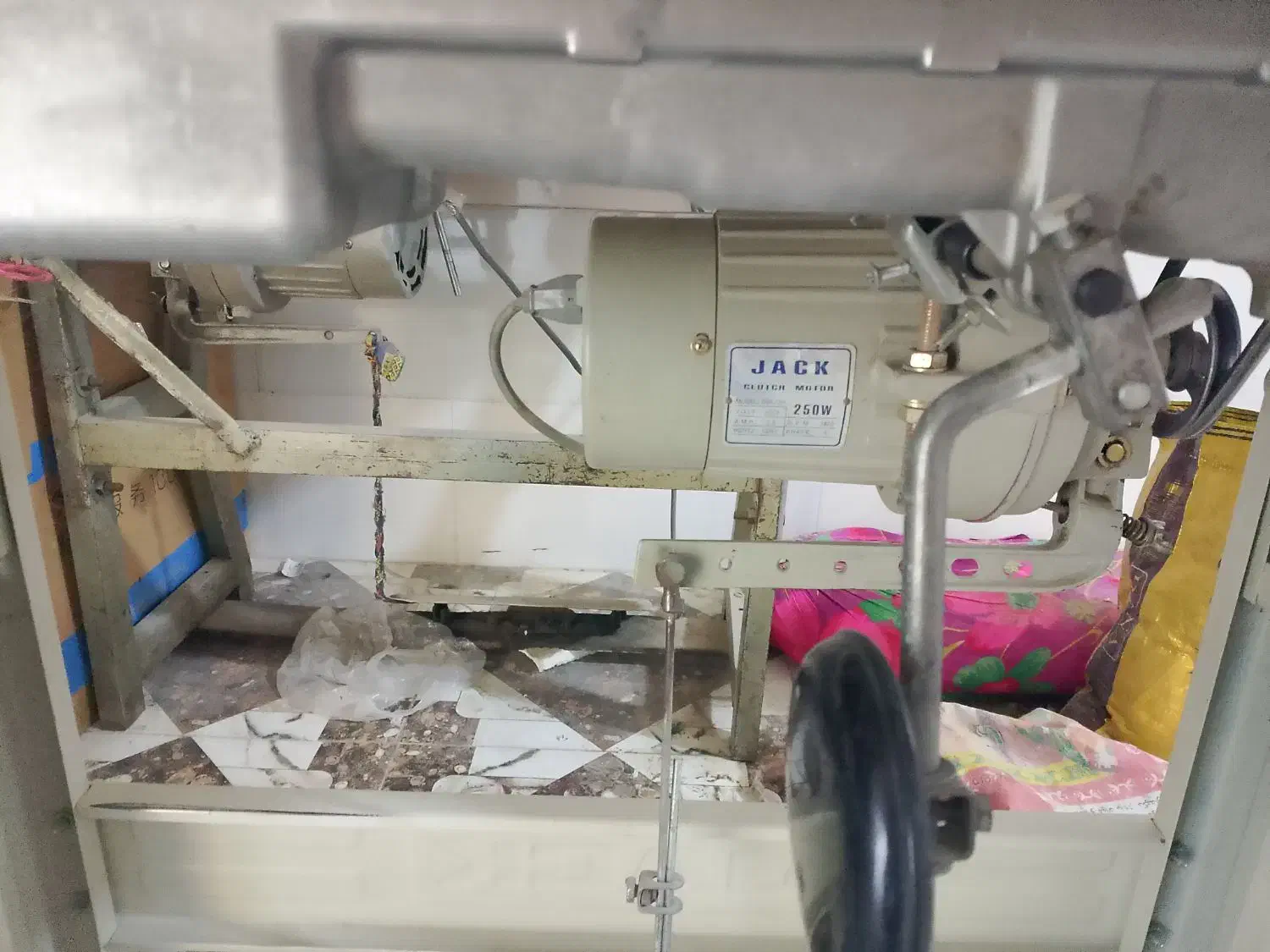 چرخ جک همه  چی فابریک|چرخ خیاطی و ریسندگی|خاش, |دیوار