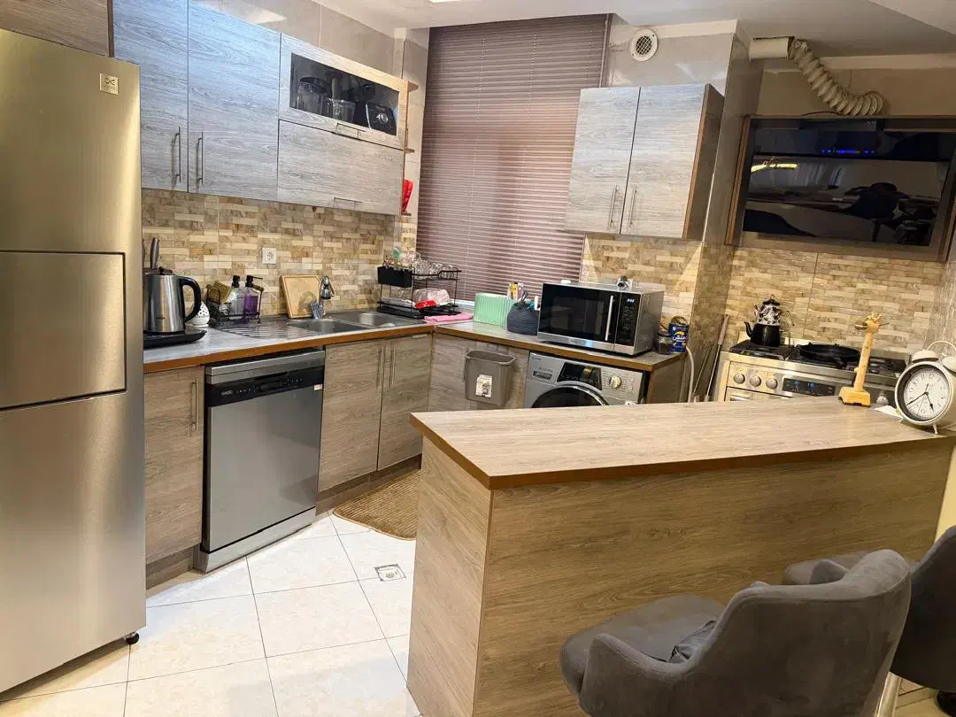 اپارتمان 85 متری 2 خواب 3 سال ساخت،فول