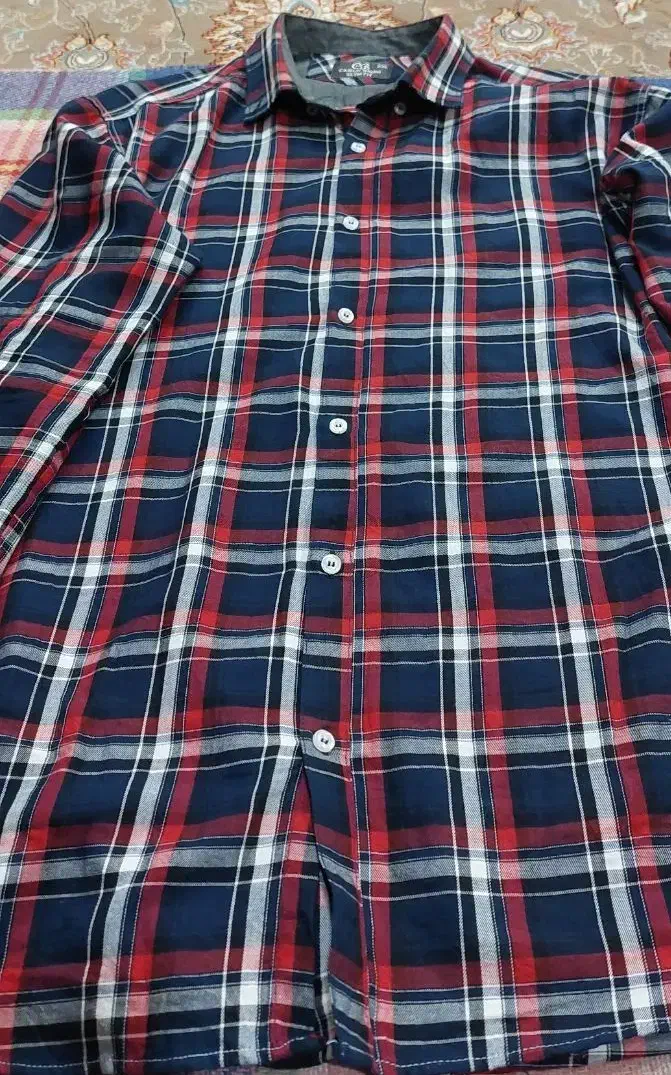 پیراهن مردانه|لباس|شاهینشهر, شهرک گلدیس|دیوار