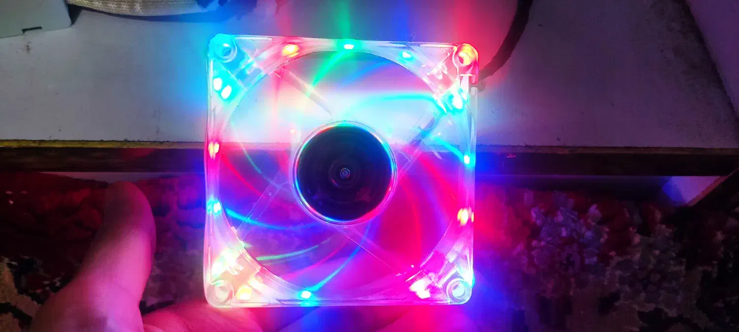 3 عدد فن کیس|قطعات و لوازم جانبی رایانه|صومعه‌سرا, |دیوار