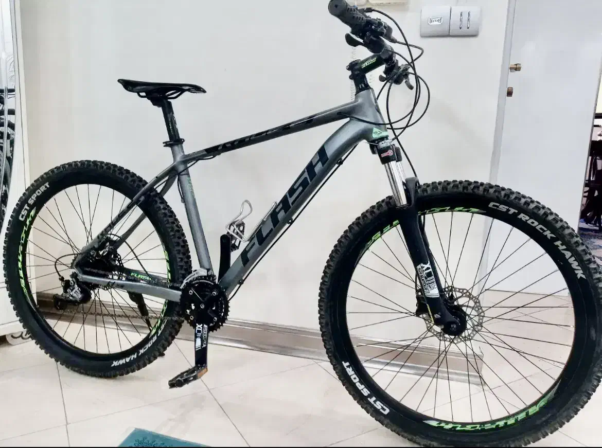 دوچرخه حرفه ای فلش مدل race2|دوچرخه، اسکیت، اسکوتر|رشت, معلم|دیوار