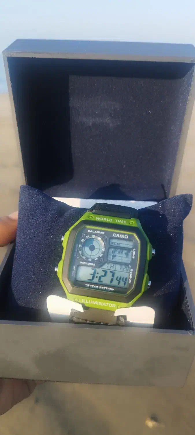 ساعت کاسیو جهان نما|ساعت|نور, |دیوار