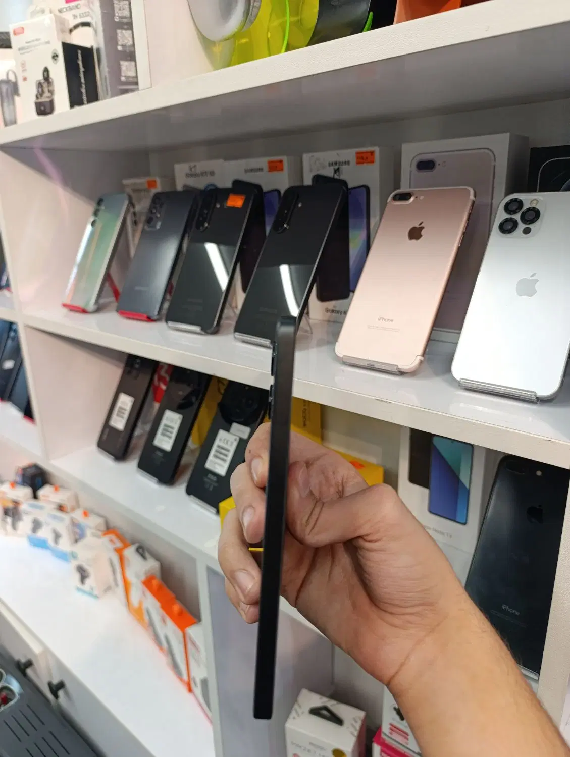 note 13 256gig ram8|موبایل|هشتگرد, فاز ۱ مهستان|دیوار