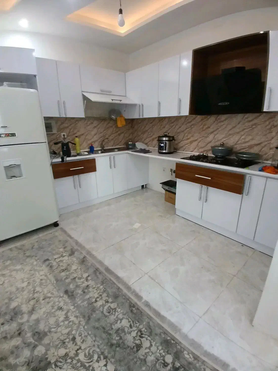 فروش واحد ۷۵مترسند۲خواب خرمشهر۱۴ متری لاله انصاری|فروش آپارتمان|رشت, فرزانه|دیوار