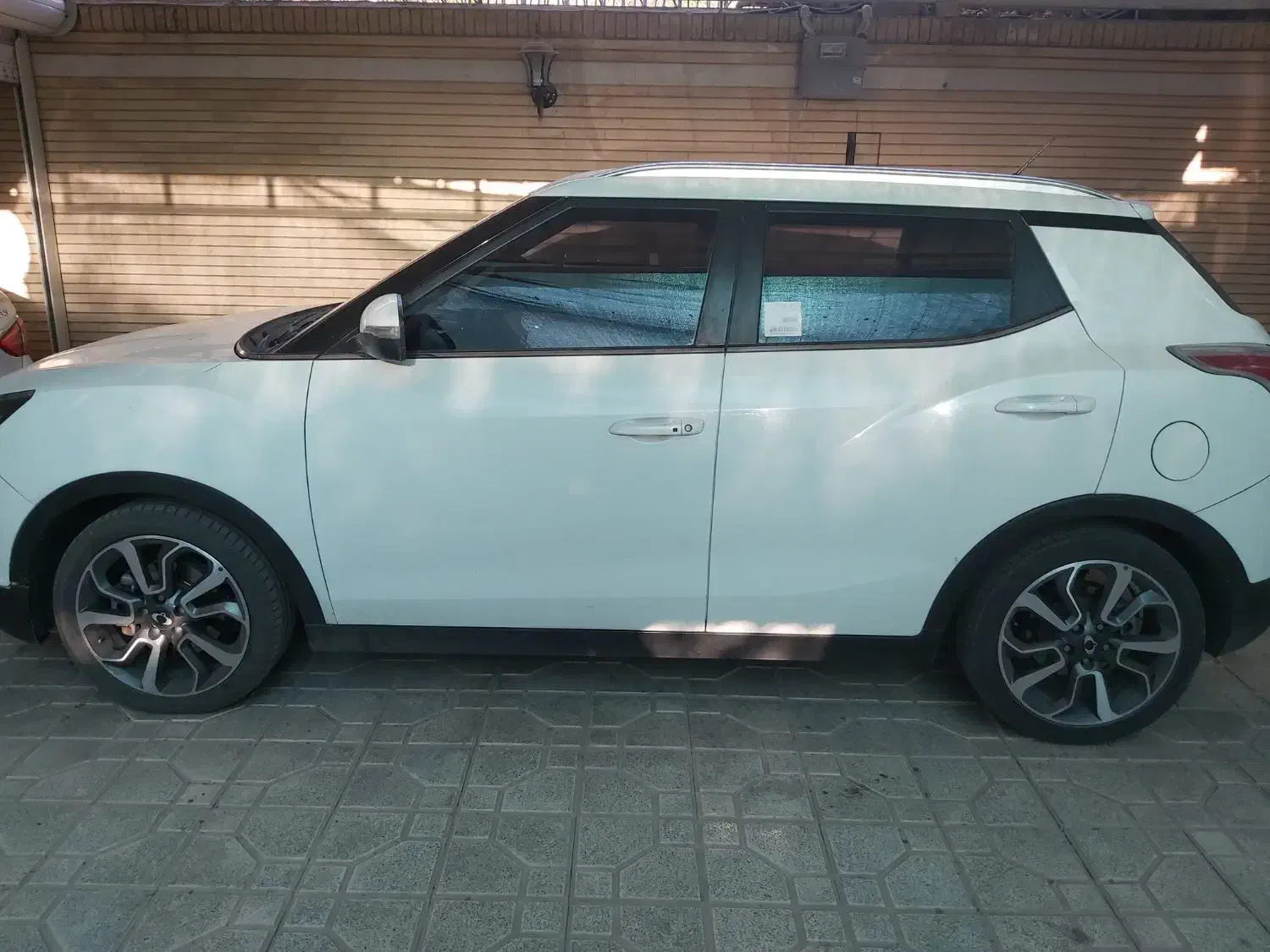 تیوولی 2016|خودرو سواری و وانت|اصفهان, سپاهانشهر|دیوار