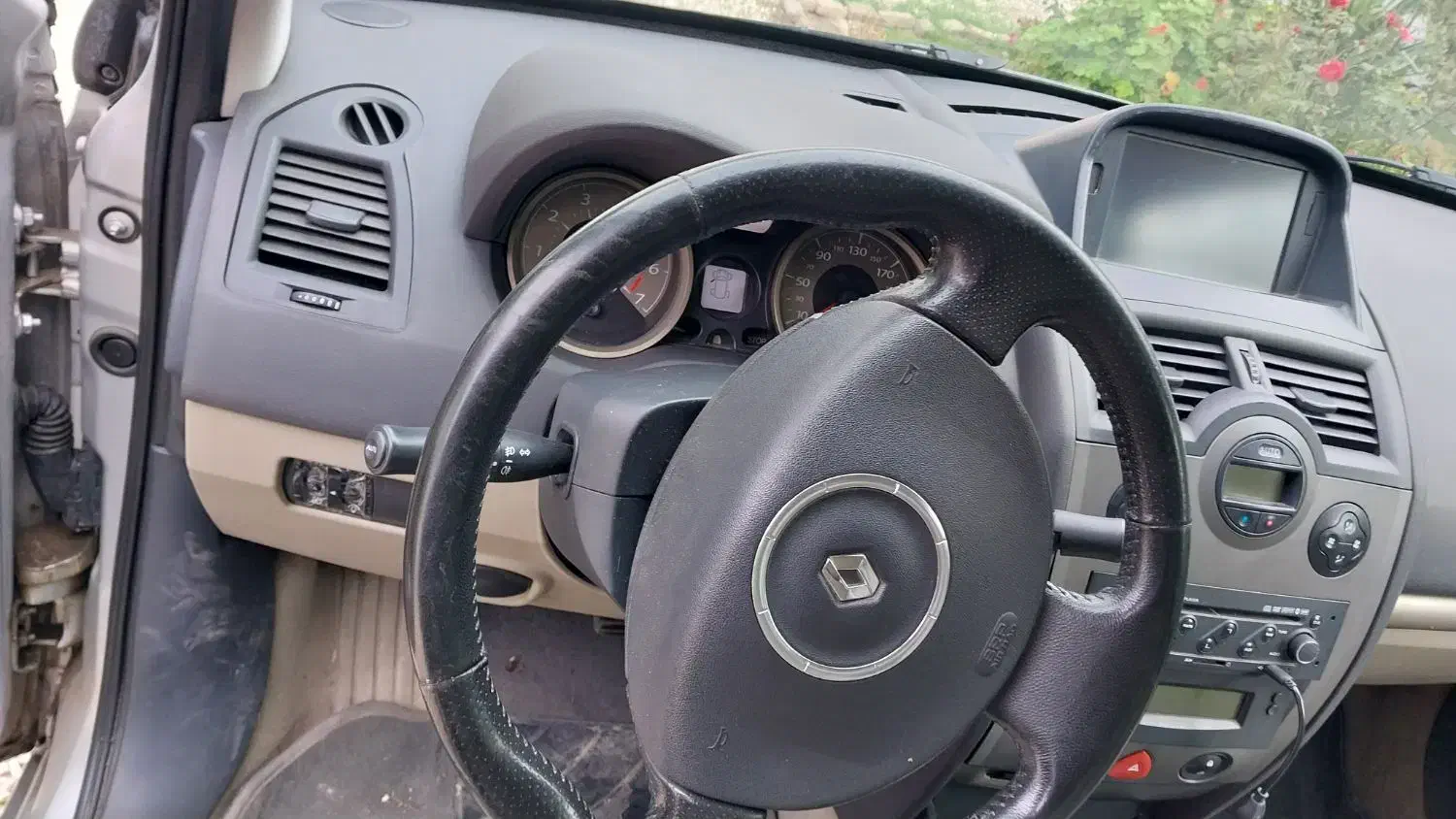 خودرو مگان مدل 2000اتوماتیک|خودرو سواری و وانت|گرگان, |دیوار