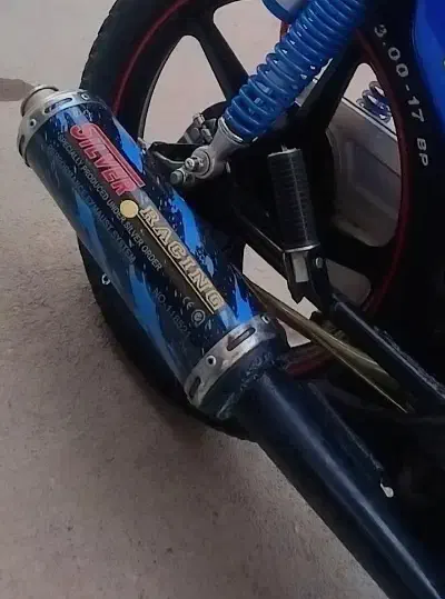 اگزوز قهرمانی سیلور و بوق ۱۸ صدا|قطعات یدکی و لوازم جانبی|فولادشهر, فولادشهر|دیوار