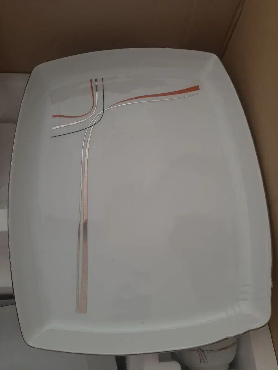 سرویس چینی اصل مقصود 87پارچه|ظروف سرو و پذیرایی|جوانرود, |دیوار