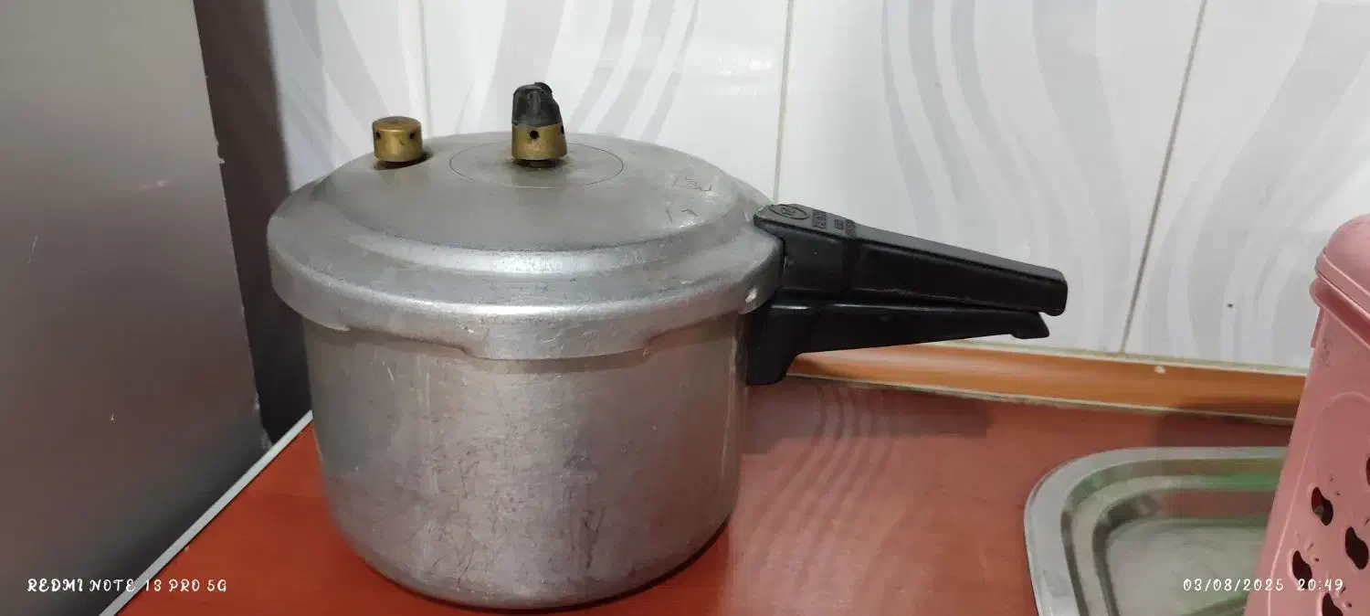 زودپز|ظروف پخت‌وپز|اهر, |دیوار