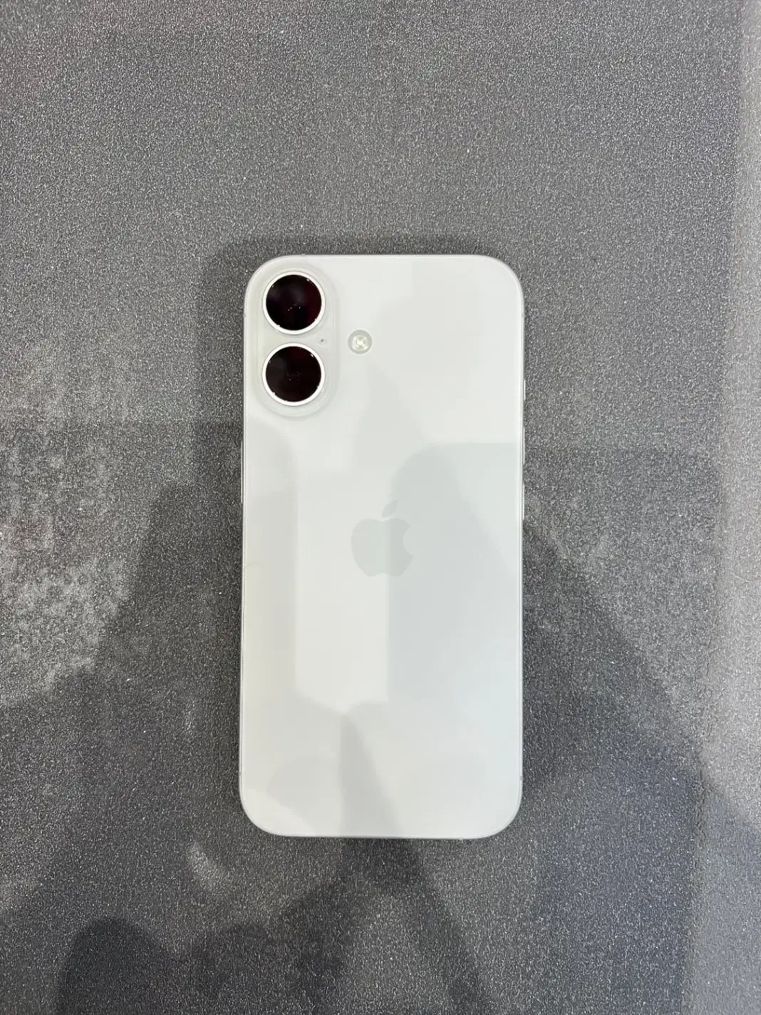 iphone 16 normal|موبایل|ارومیه, |دیوار